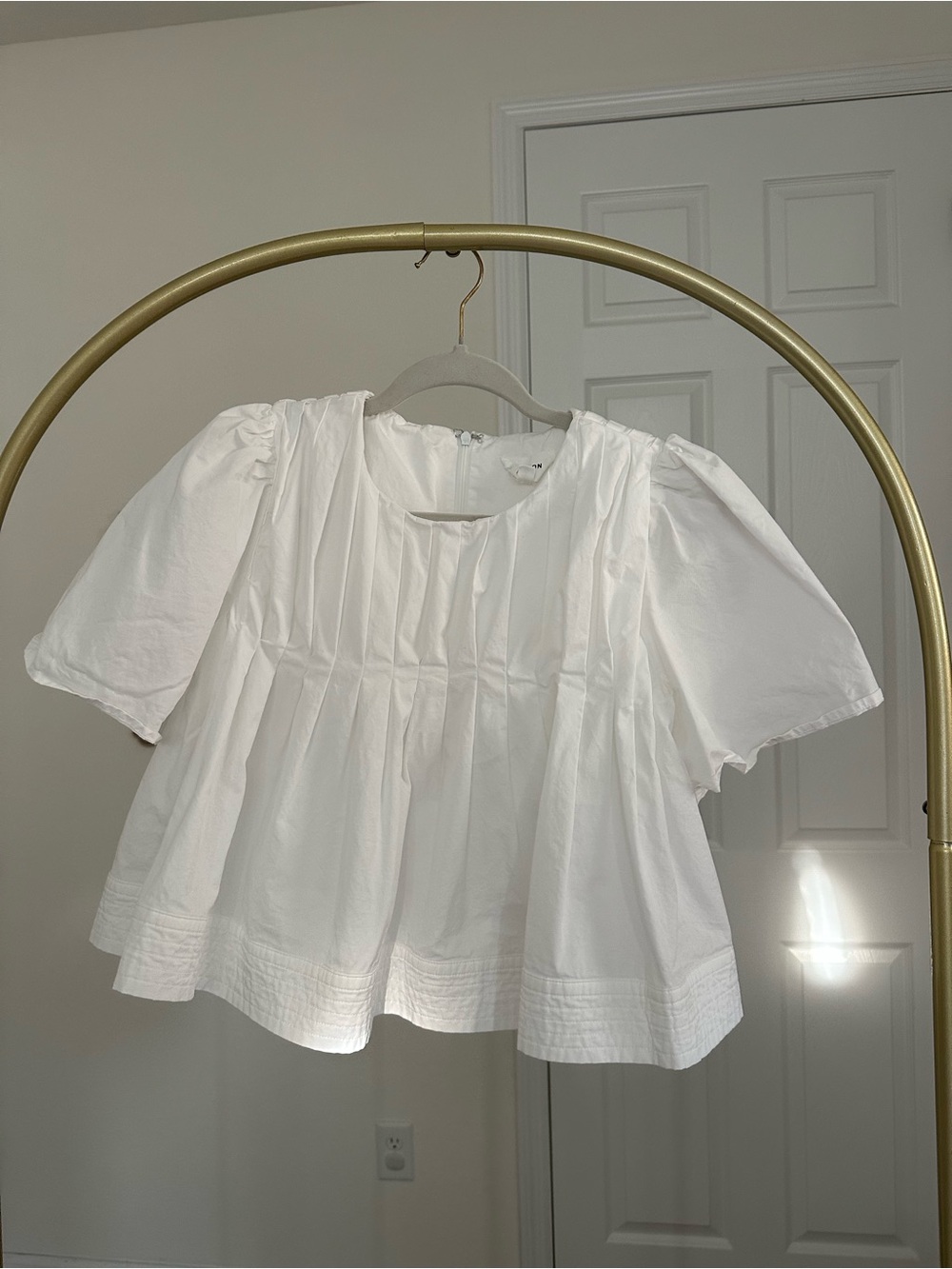 Heyson Puff-Sleeve Peplum Crop Top - Classic Feminine